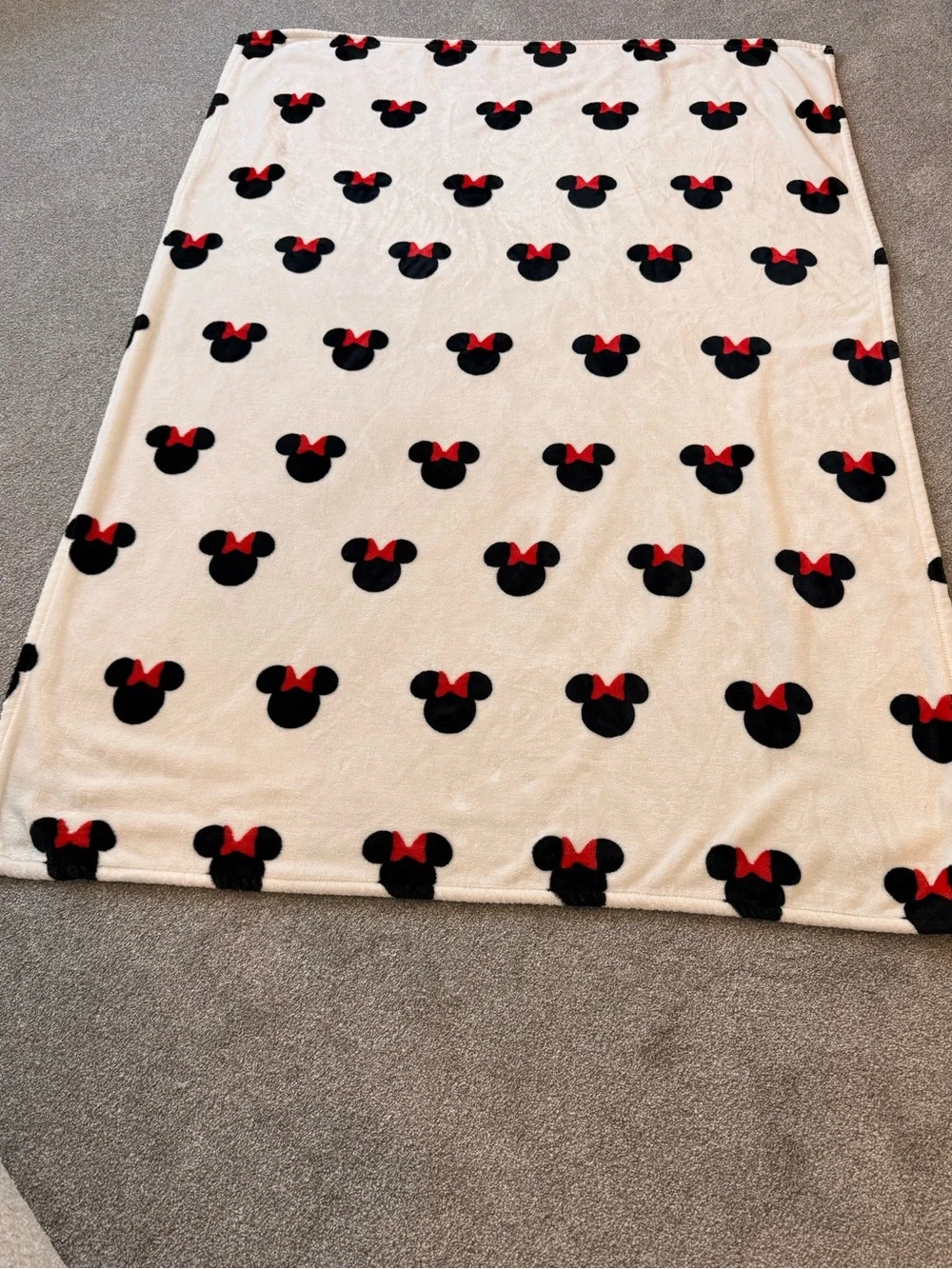 Disney with Black Minnie Heads and Red Bows, throw
